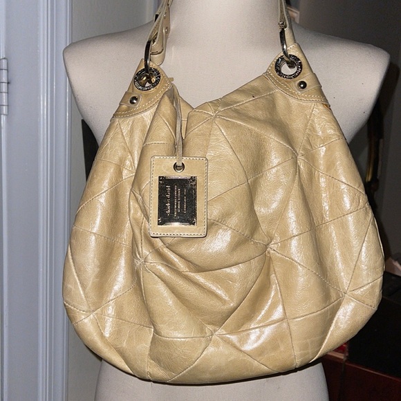 Charles David - Picture 1 of 4